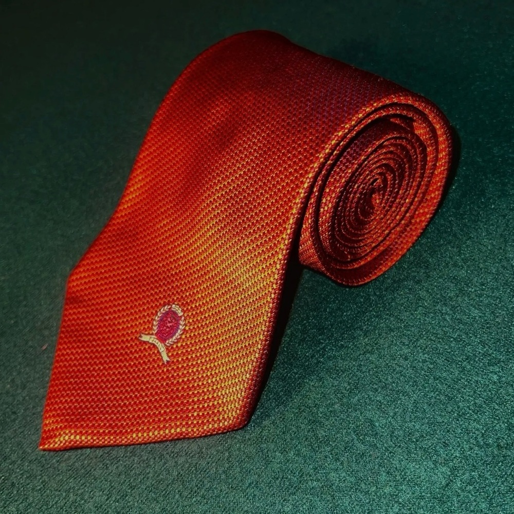 VTG 100% Silk Tommy Hilfiger Orange Tie With Crest Academia Style Preppy